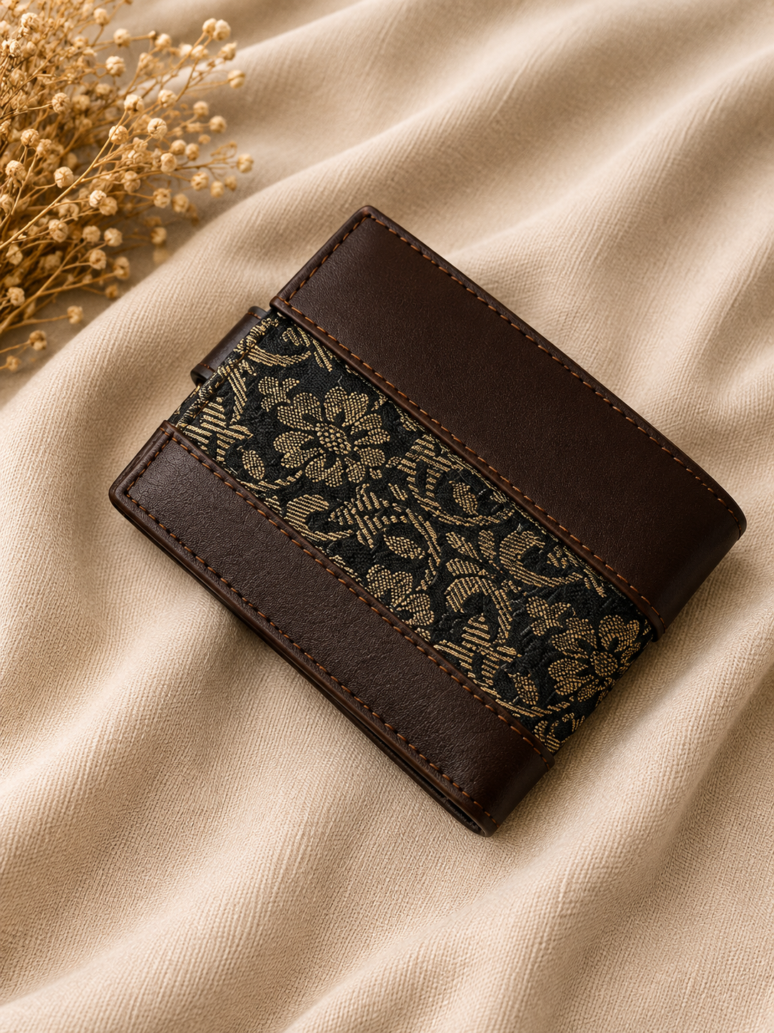 Serusi Luxe Croc-textured Wallet - Image 3