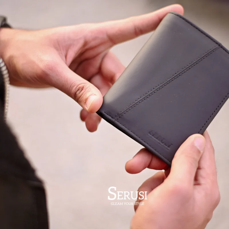 Serusi Classic Gray Wallet
